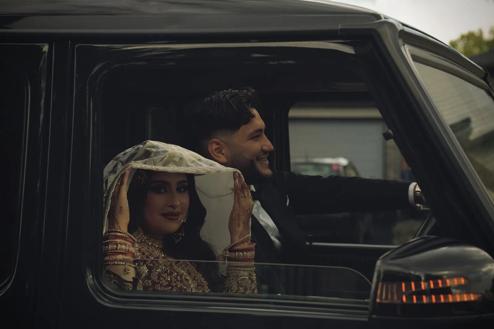 Cinematographer and photographer working together at an Ottawa wedding